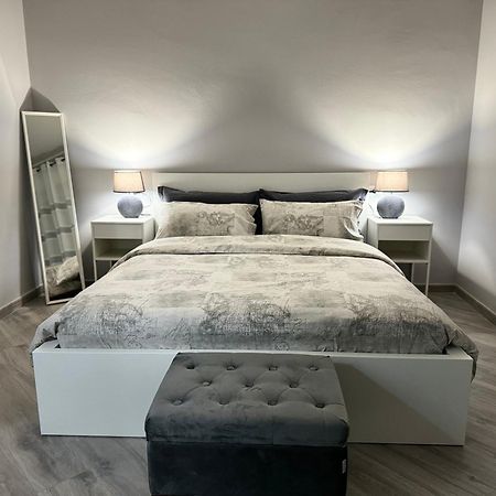 파르마 Trento House Zona Stazione Centro Storico 아파트 외부 사진